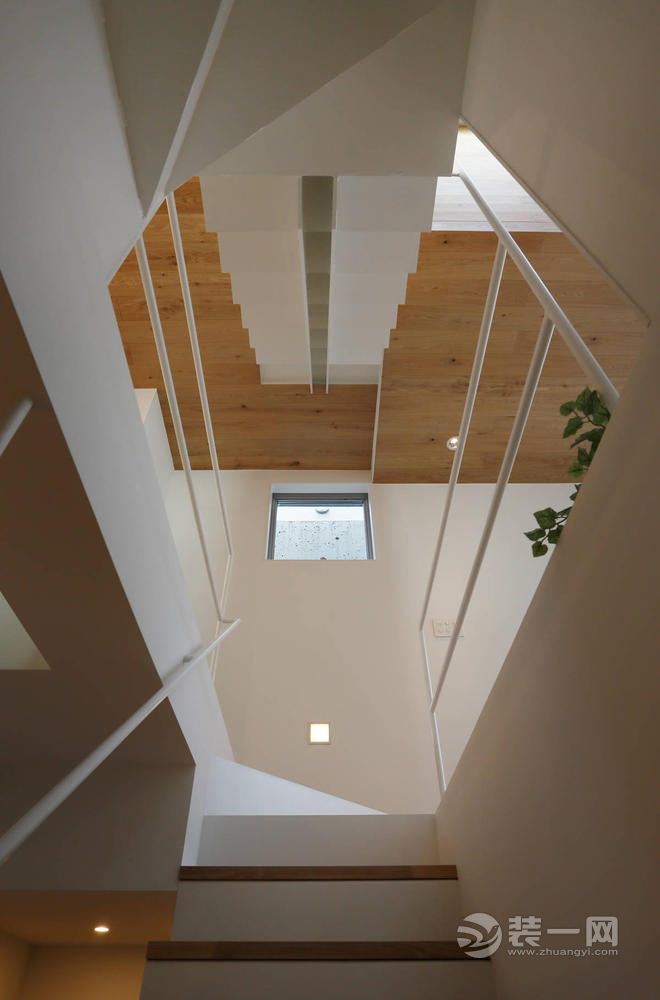 日本装修案例狭长型房子装修效果图